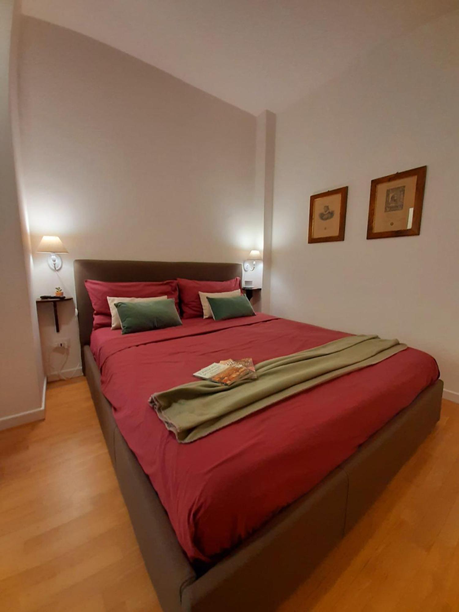 Charme In Righi Apartment Bologna Exterior foto